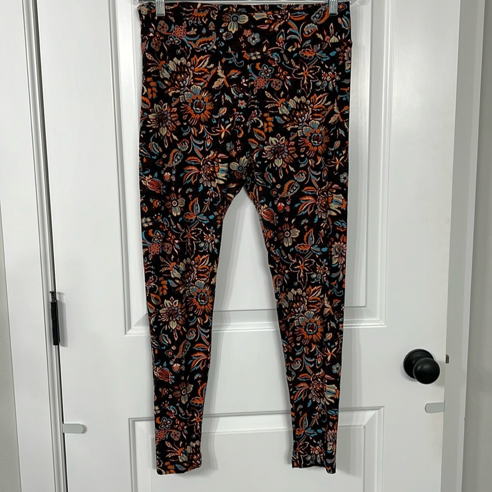 Lularoe tall & curvy leggings
